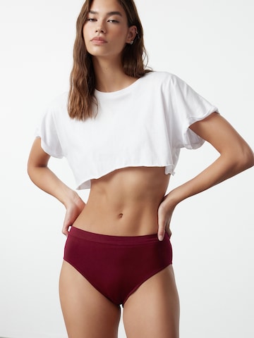 Slip di Trendyol in rosso