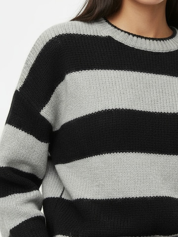 studioselect Pullover 'Raven' i sort