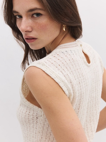 No Matter What Top – béžová