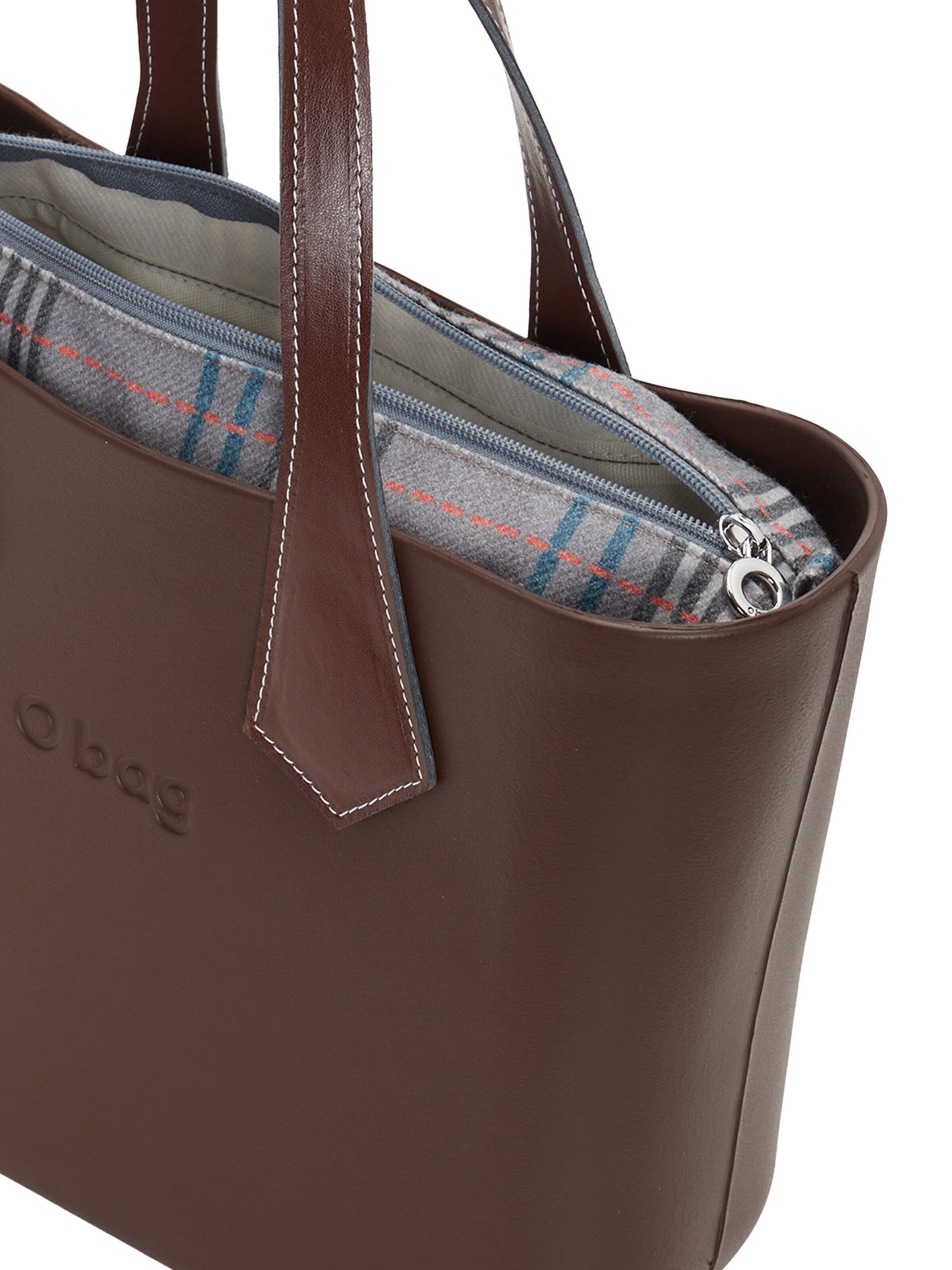 O bag Handbag in Brown