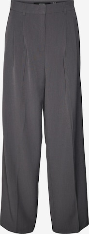 VERO MODA Wide leg Pleat-Front Pants 'TROIAN' in Grey: front