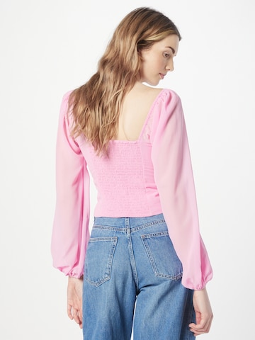 Abercrombie & Fitch - Blusa em rosa