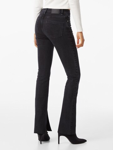 Bershka Flared Jeans in Schwarz