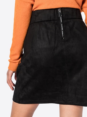 comma casual identity Skirt in Black