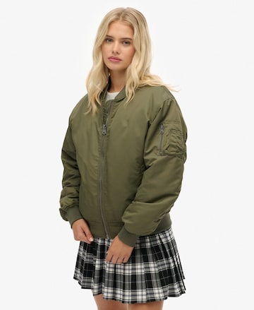 Veste mi-saison 'Ma1' Superdry en vert