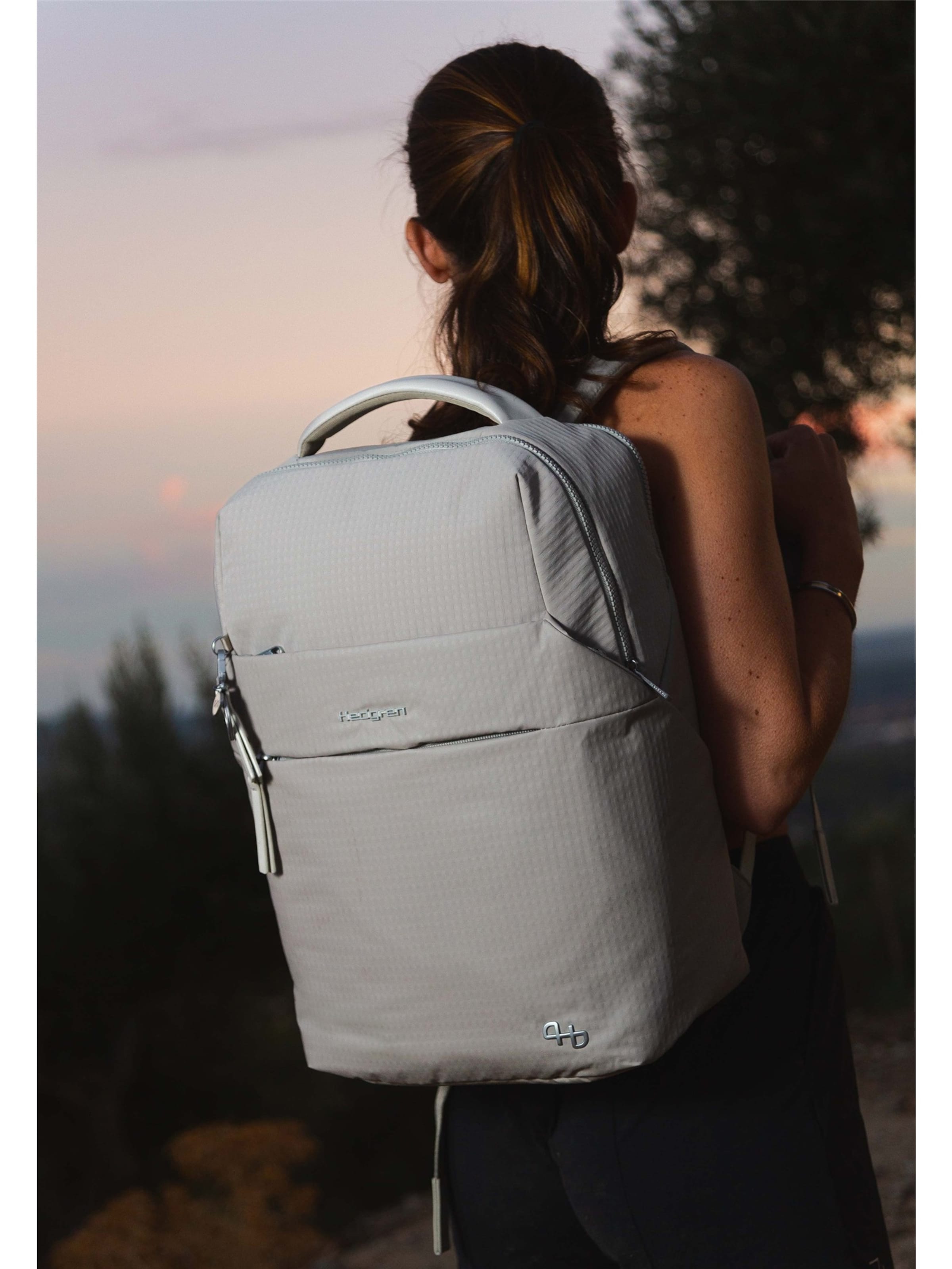 Hedgren Rugzak ' SHIKI 20,7L ' in Beige: terug