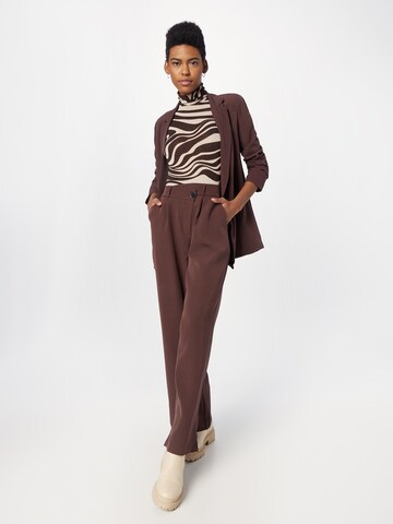 Hailys Loose fit Pleat-Front Pants 'Grace' in Brown