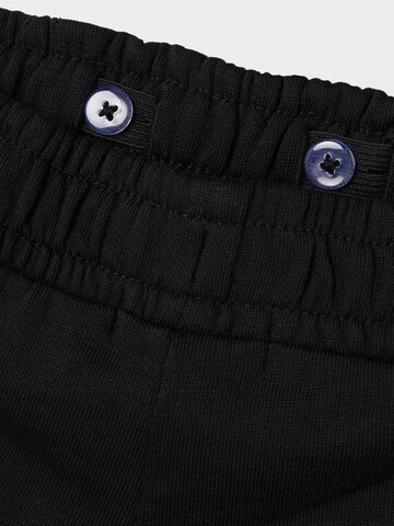NAME IT Regular Shorts 'DEMI' in Schwarz