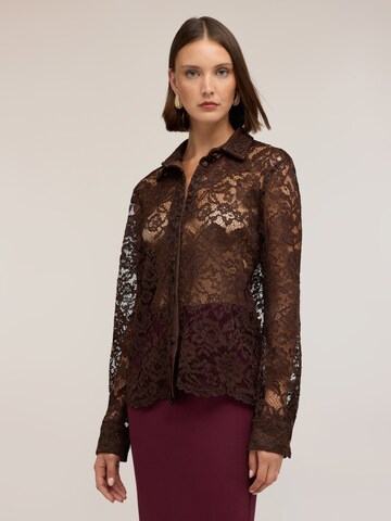 MOTIVI - Blusa en marrón