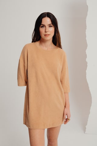 A LOT LESS T-Shirt 'Luna' in Beige: predná strana