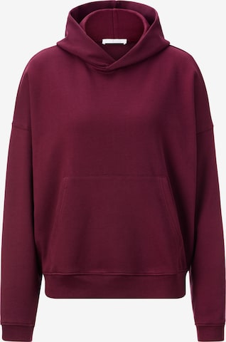 Rich & Royal Collegepaita värissä punainen: etupuoli