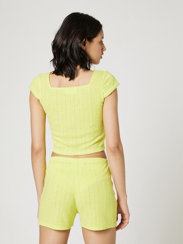 florence by mills exclusive for ABOUT YOU - Pijama 'Spring Showers ' em verde