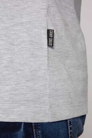 CAMP DAVID T-Shirt in Grau
