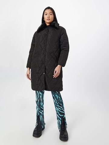 Wallis Between-seasons coat in Black: front