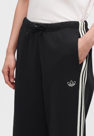 Wide leg Pantaloni 'SIG' de la ADIDAS ORIGINALS pe negru
