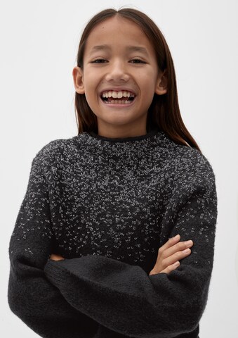 s.Oliver Sweater in Black