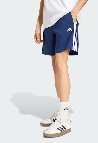 regular Pantaloni sportivi 'Essentials Chelsea Lite' di ADIDAS SPORTSWEAR in blu: frontale