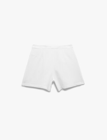 Koton Loosefit Shorts in Weiß