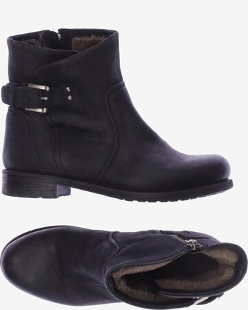 BLACKSTONE Dress Boots in 40 in Black: front