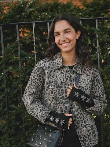 Scaldapolsi di Rockett St George in nero