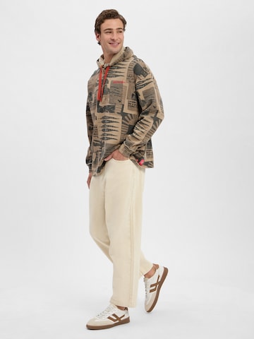 Santa Cruz Slim fit Jeans in Beige