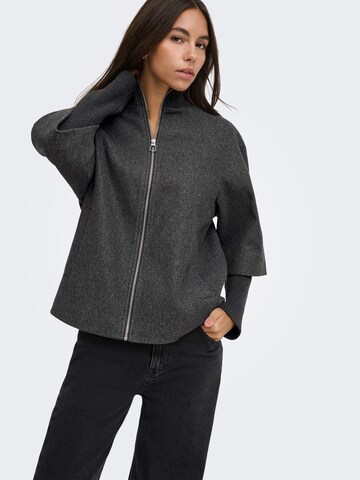 JDY - Chaqueta de entretiempo 'JDYMemory' en gris