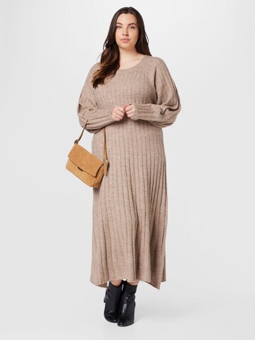 Gina Tricot Curve Knitted dress 'Blanca' in Beige