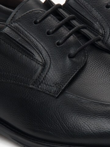 Estro Moccasin '8039-3' in Black