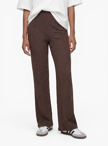 ONLY Carmakoma - Pierna ancha Pantalón 'CARELLA' en marrón: frente