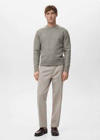 MANGO MAN Regular Pleat-Front Pants 'Alicudi' in Grey