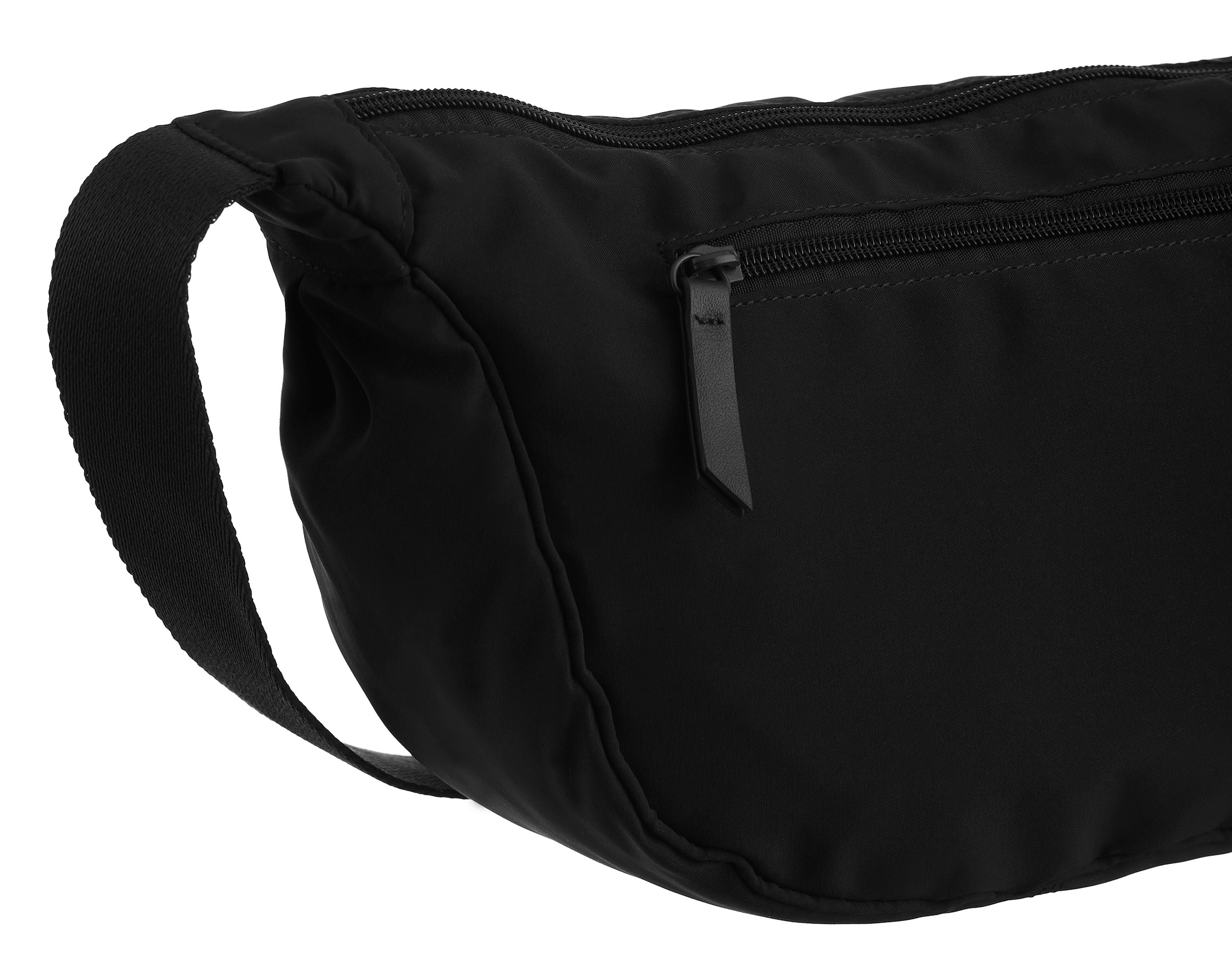 KangaROOS Crossbody Bag in Black