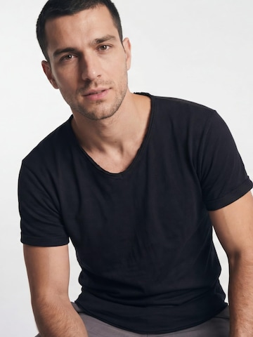 Antargo Shirt 'V-Neck Slub' in Black