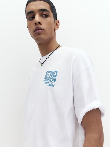 Pull&Bear Majica 'STWD' | bela barva