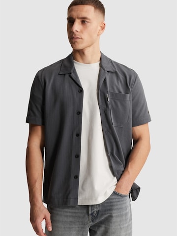 CAST IRON Regular fit Skjorta i grå: framsida