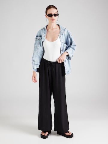 ABOUT YOU Shirt Bodysuit 'Erica' in White