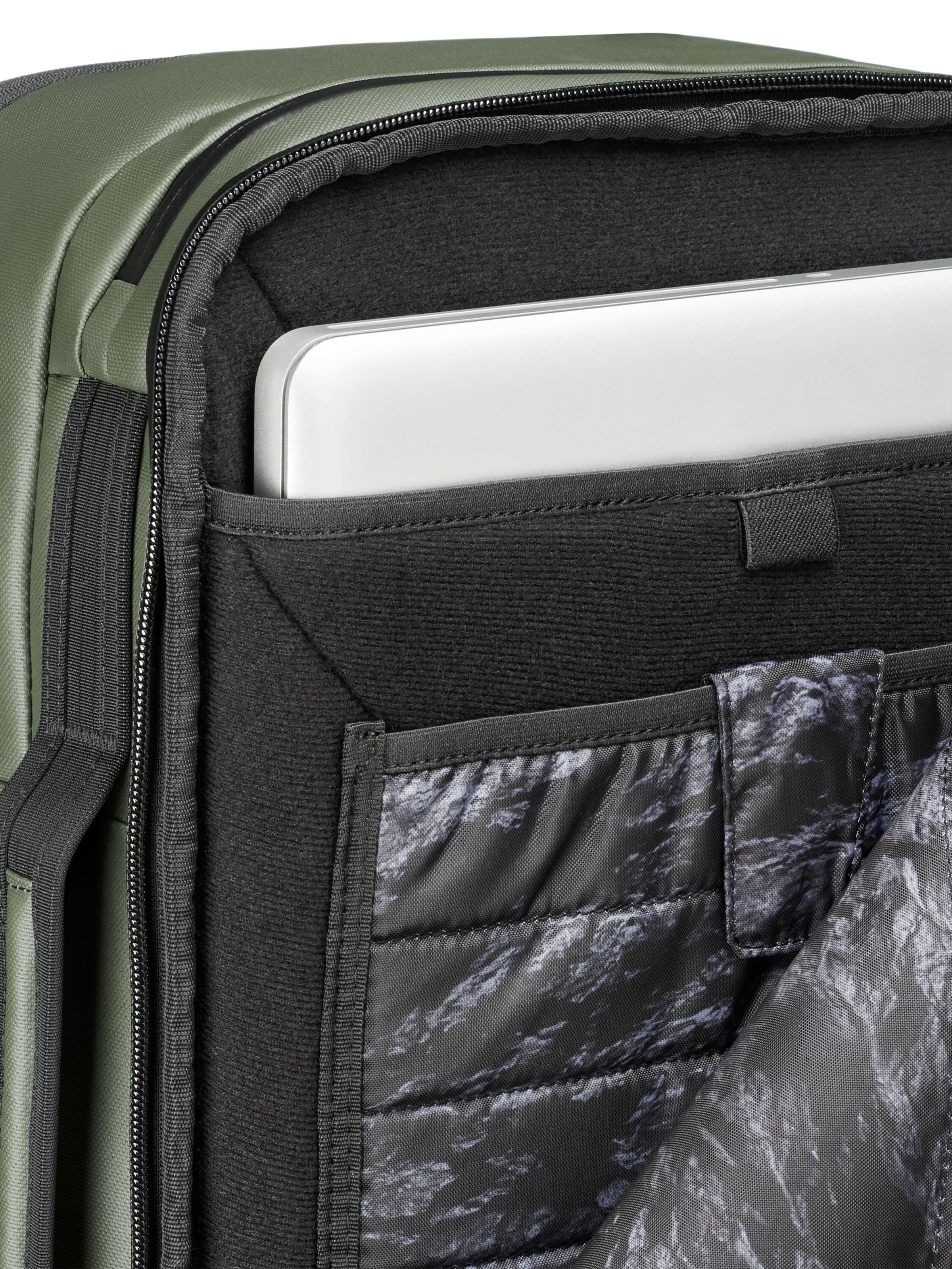 MAMMUT Sports Backpack in Green