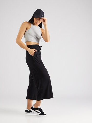 ICEBREAKER Loose fit Workout Pants 'GRANARY CULOTTES' in Black