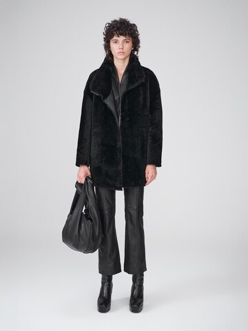 VESPUCCI BY VSP Winter Coat 'Rosa' in Black