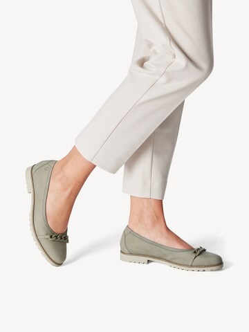 Ballerines Tamaris en vert : devant