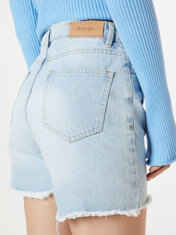 Slimfit Jeans de la Nasty Gal pe albastru