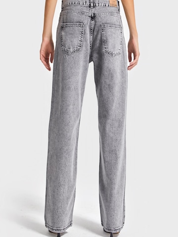 Loosefit Jean 'Relaxed Mid Rise Jeans' IT'S BASIC en gris
