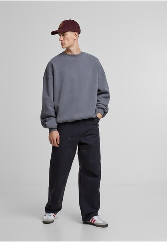 Prohibited Sweatshirt in Grau
