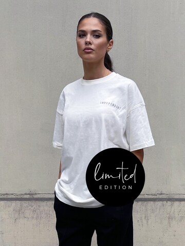 ABOUT YOU Limited Shirt 'Leslie' in Wit: voorkant