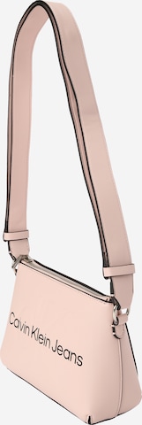 Calvin Klein Jeans Olkalaukku värissä vaaleanpunainen