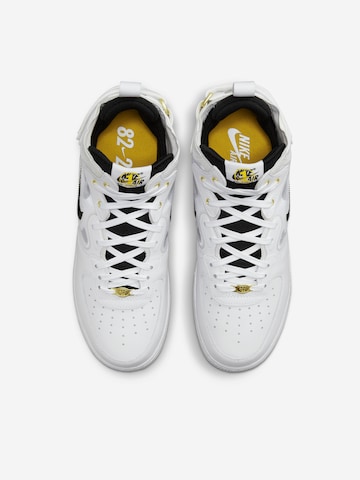 Sneaker alta 'Nike Air Force 1 Mid React' di Nike Sportswear in bianco