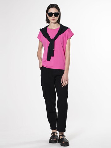 Maglietta di Influencer in rosa