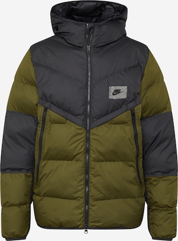 Nike Sportswear Jacke in Grün: predná strana