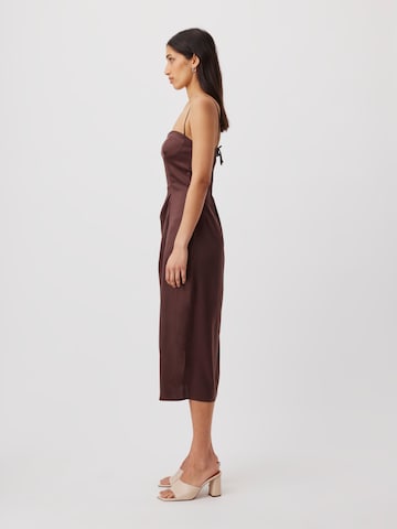 LeGer Premium Šaty 'Camilla' - Hnedá