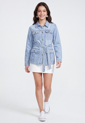 MYMO Between-Season Jacket in Blue