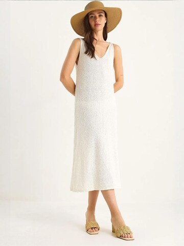 Bianco Lucci - Vestido de malha em bege: frente